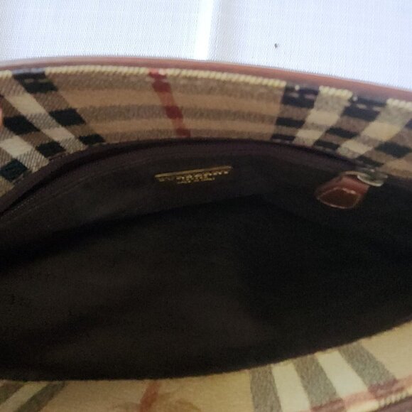 Classic Checkered Brown Handbag - Picture 8 of 12